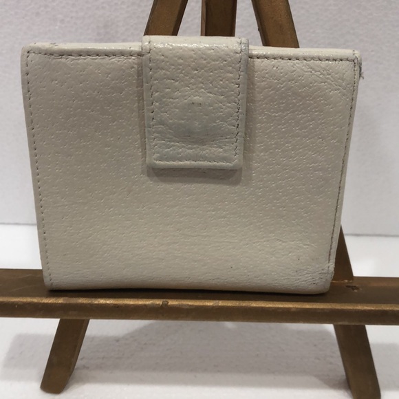 Gucci Vintage Bi fold Wallet - Picture 4 of 8